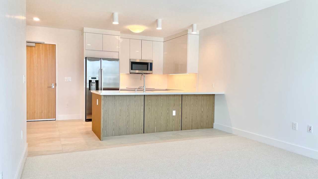 629 Keeaumoku St #1806 - Photo 2 of 34