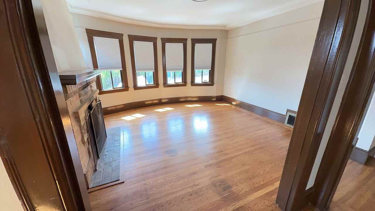 230 Ridgewood Ave - Photo 6 of 25