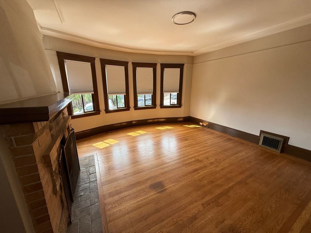 230 Ridgewood Ave - Photo 7 of 25