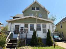 featured image of 421 Allyn St