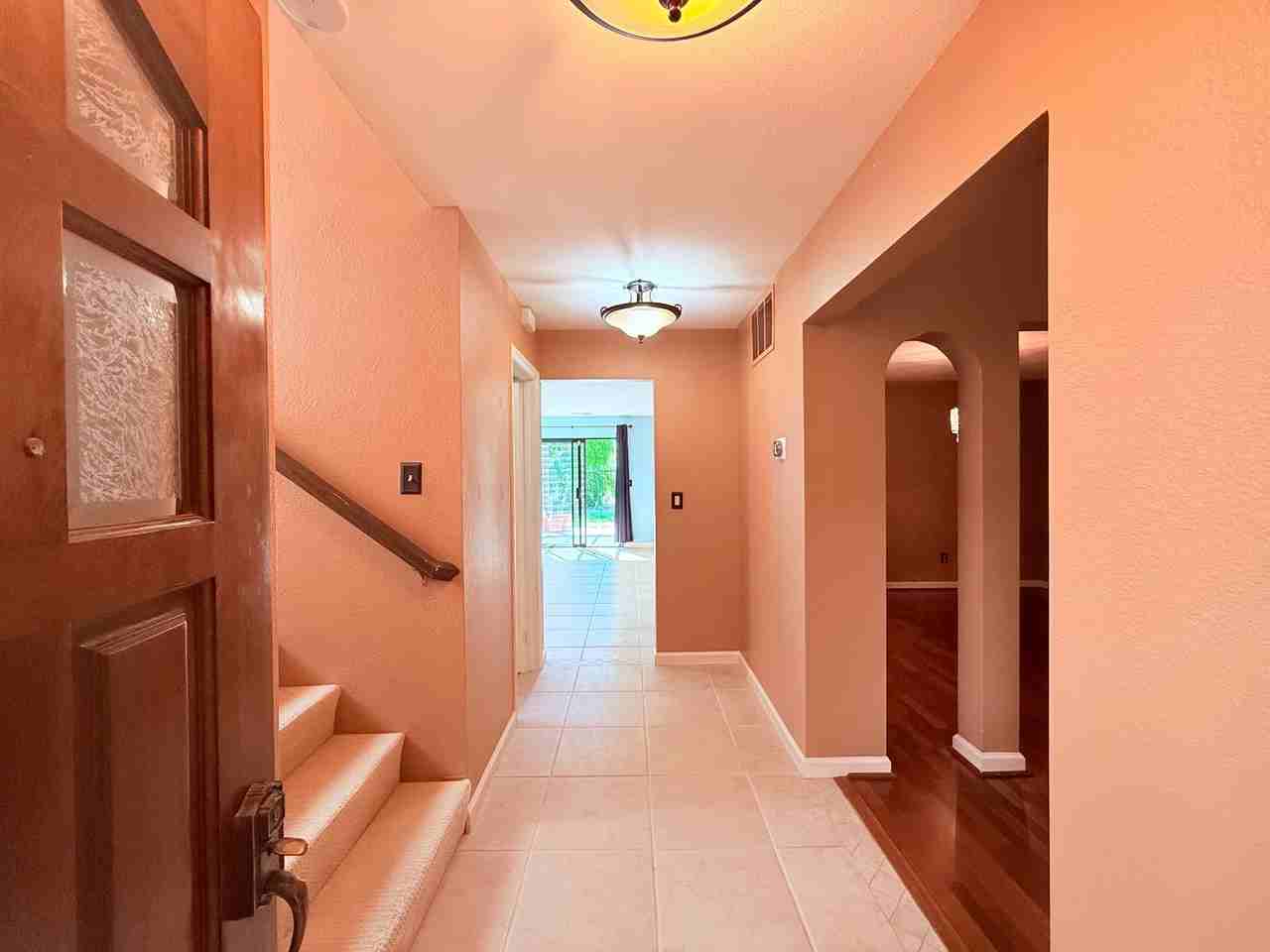 144 Canyon Green Pl - Photo 5 of 49