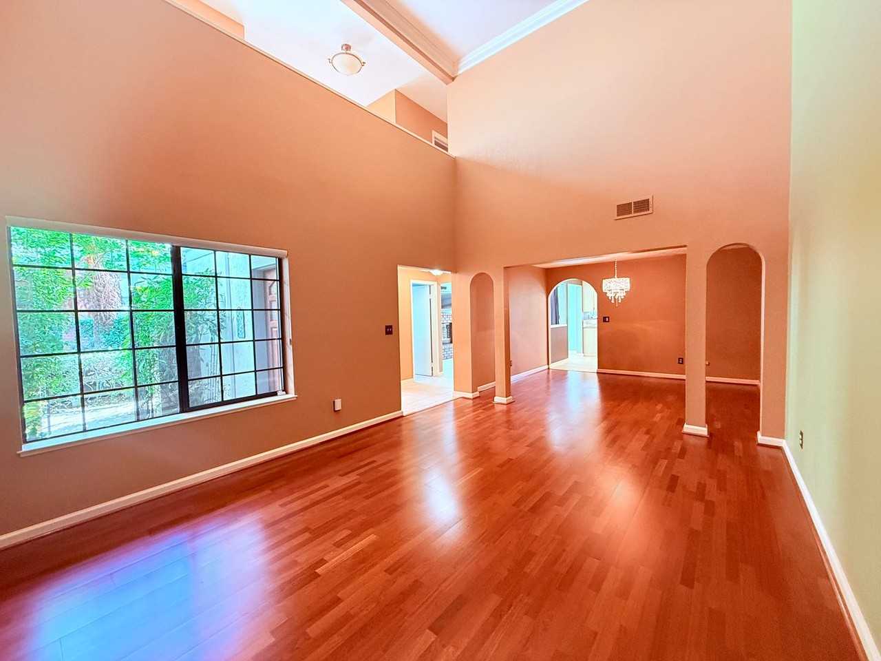 144 Canyon Green Pl - Photo 7 of 49