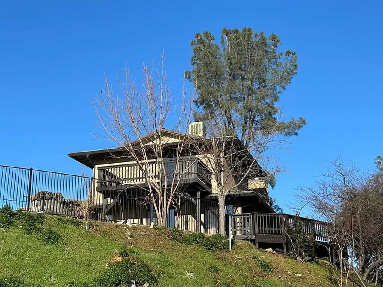 11028 Wingfield Ln - Photo 3 of 26