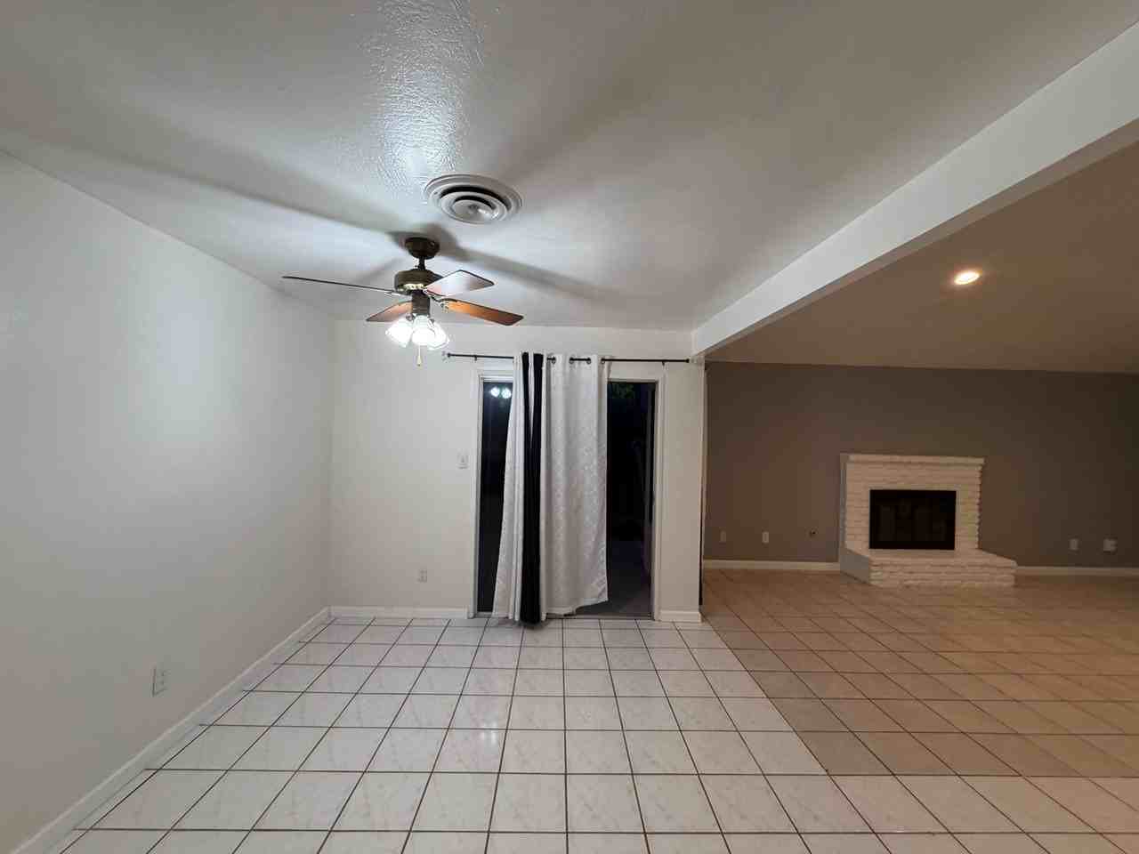 2617 Auburn Ct - Photo 6 of 37