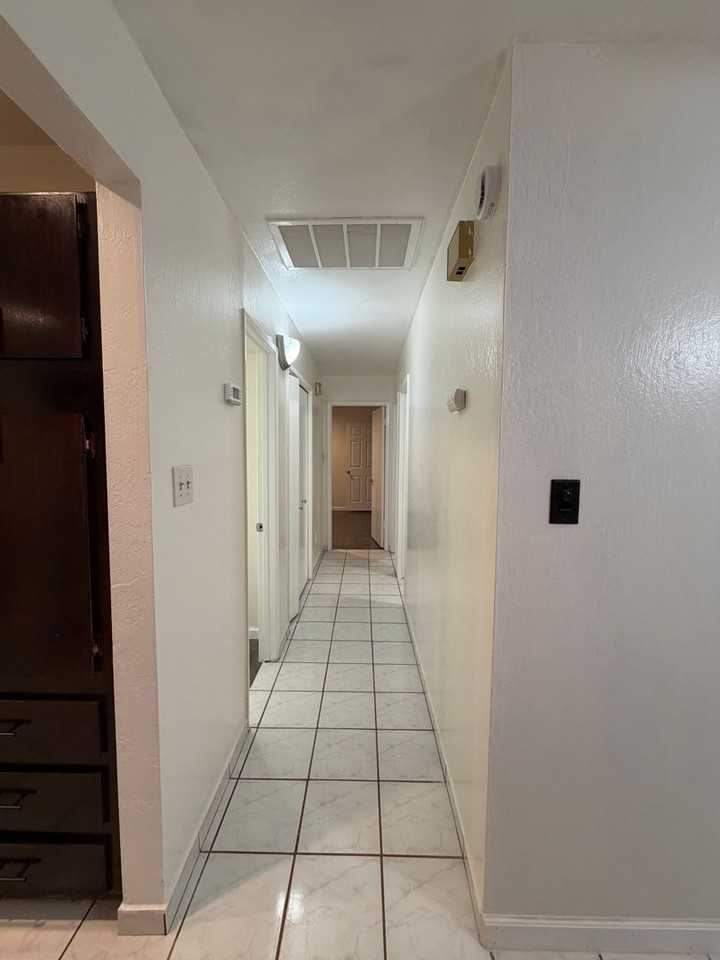 2617 Auburn Ct - Photo 7 of 37