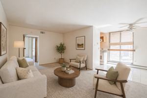 featured image of 3055 N Oakland Ave