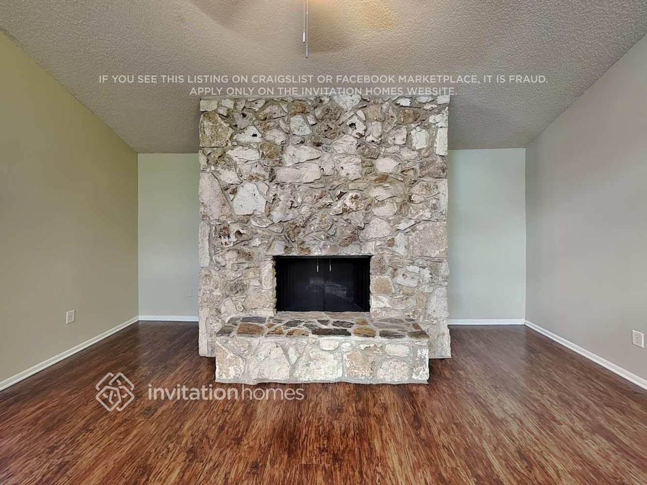 851 Woodgate Trl - Photo 3 of 18