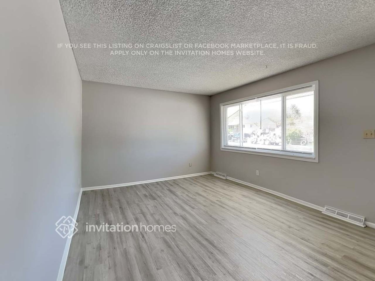 1284 Ember St - Photo 6 of 19
