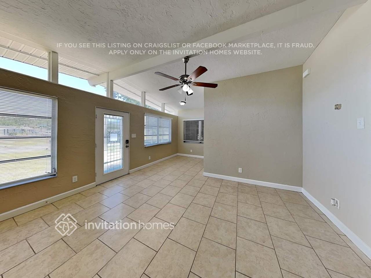 3652 Prado Dr - Photo 5 of 18