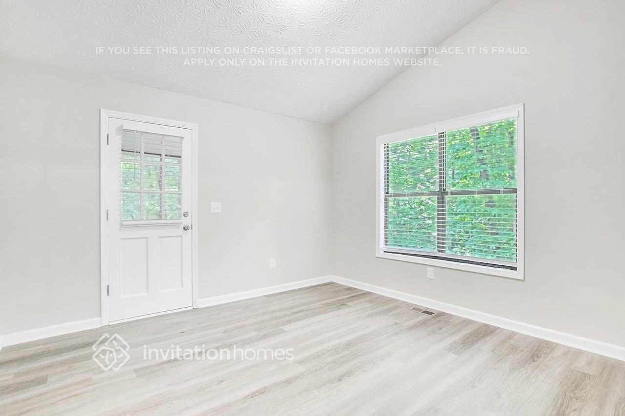 830 Sunset Ct Nw - Photo 3 of 25