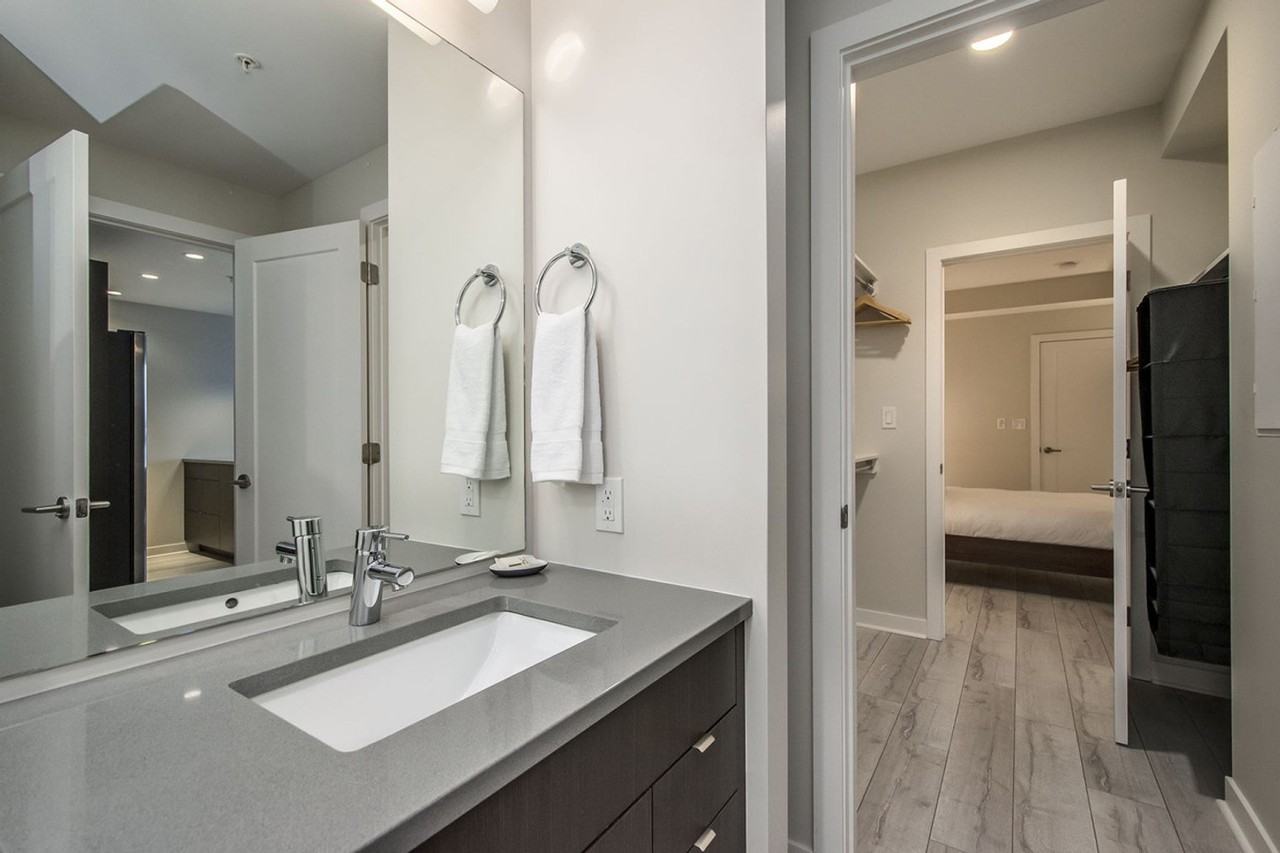 49 Kings Wharf Place - Photo 6 of 22