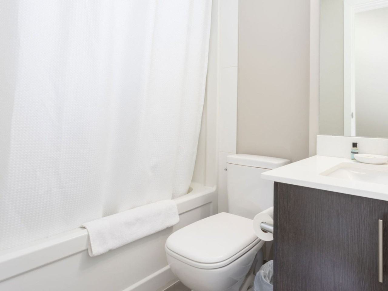 9377 111 Street Northwest - Photo 6 of 12