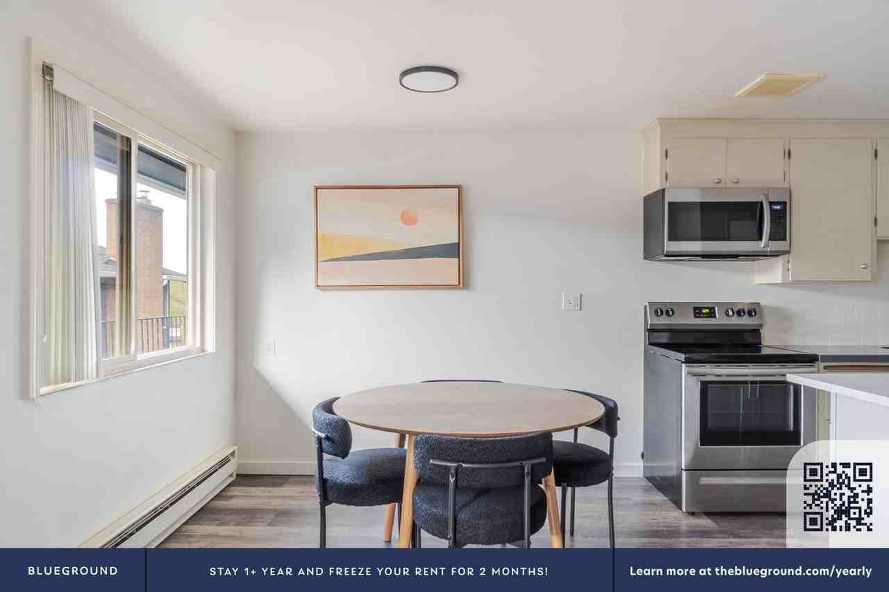 4235 27th Ave W #901 - Photo 7 of 20