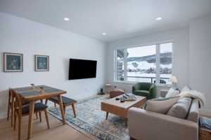featured image of 85 Haverly St