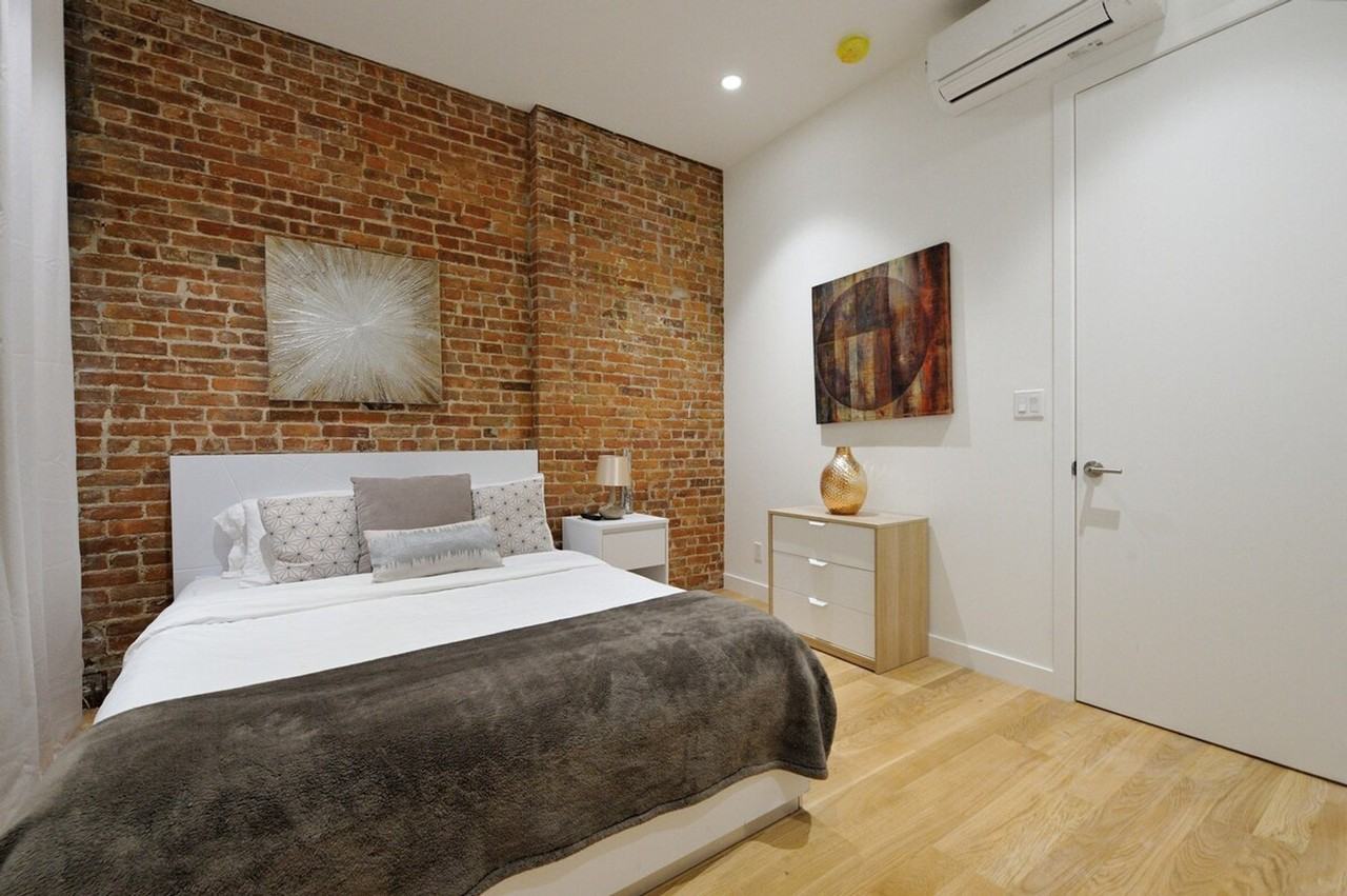 353 W 46th St #1323938P - Photo 4 of 28