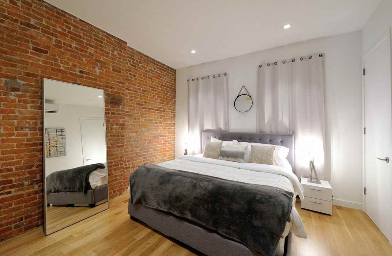 353 W 46th St #1323938P - Photo 7 of 28