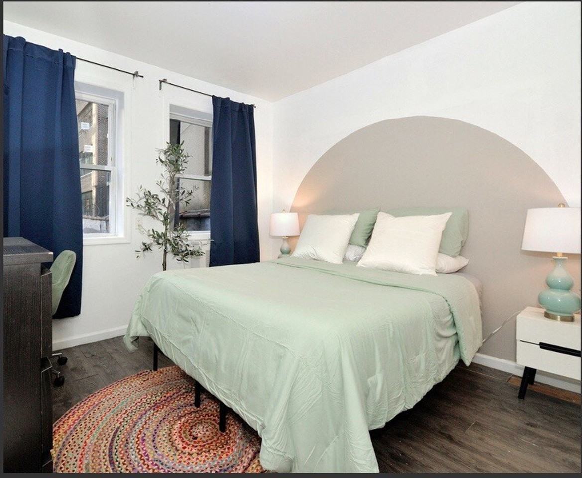 476 9th Ave #1438794P - Photo 4 of 13