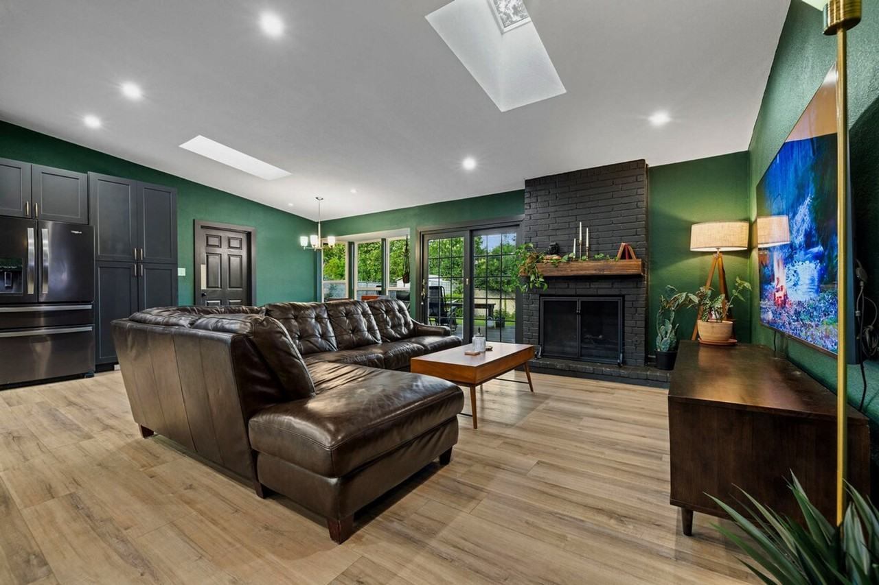 4807 Carsonhill Dr #1492696P - Photo 3 of 50