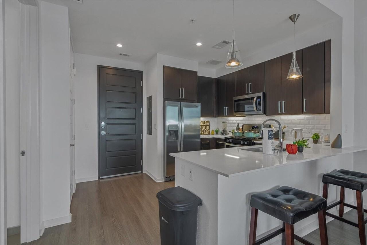 2022 Holcombe Blvd #1359145P - Photo 3 of 23