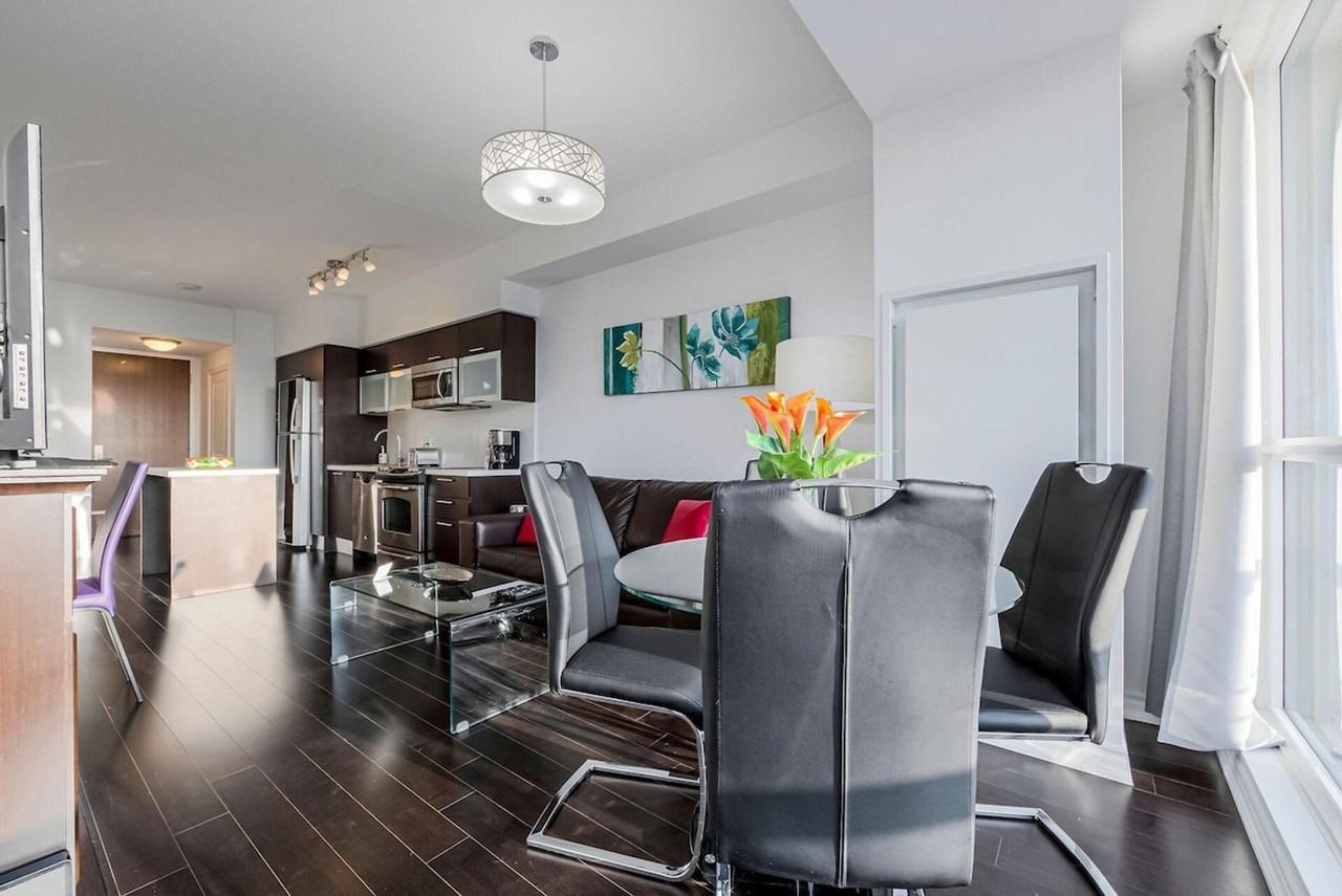 386 Yonge St #1502596P - Photo 5 of 32