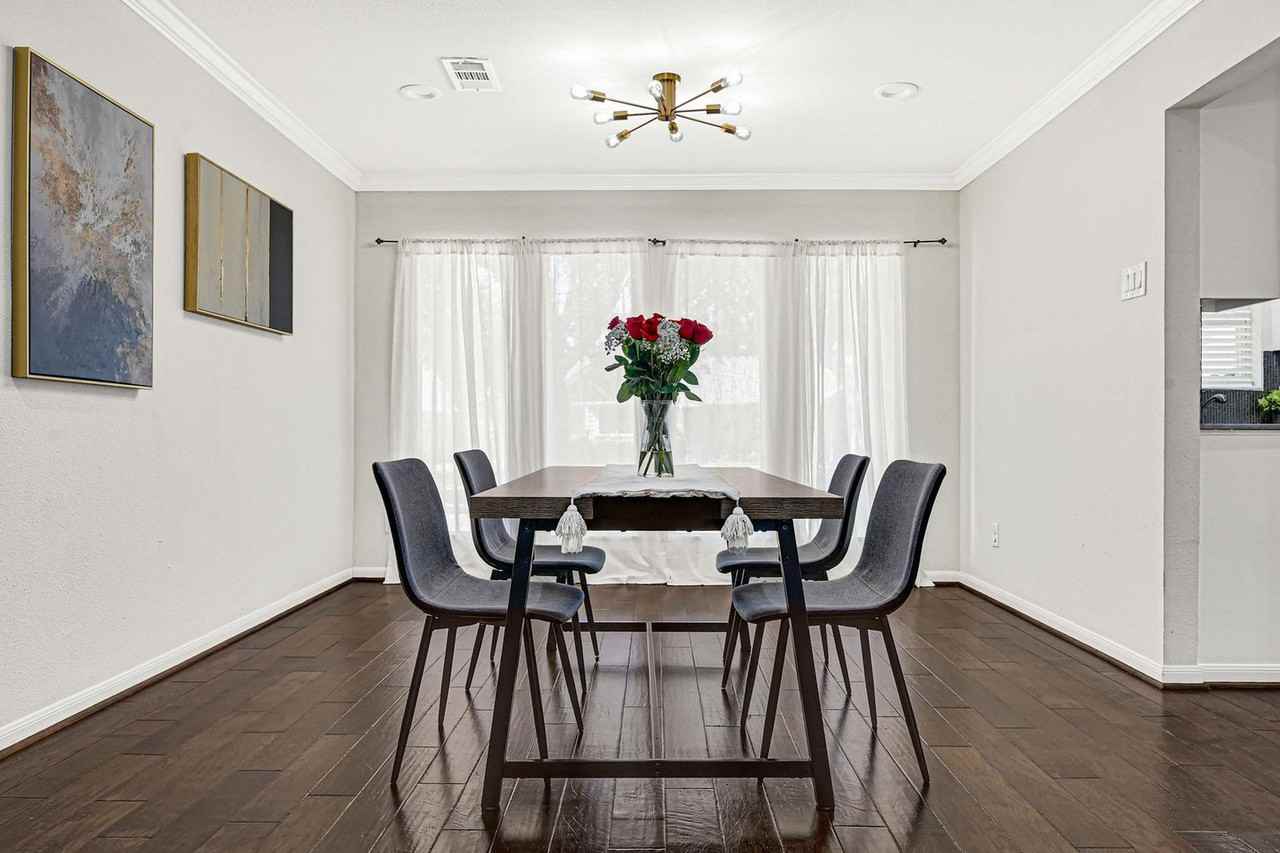 5534 Loch Lomond Dr #1514796P - Photo 6 of 22