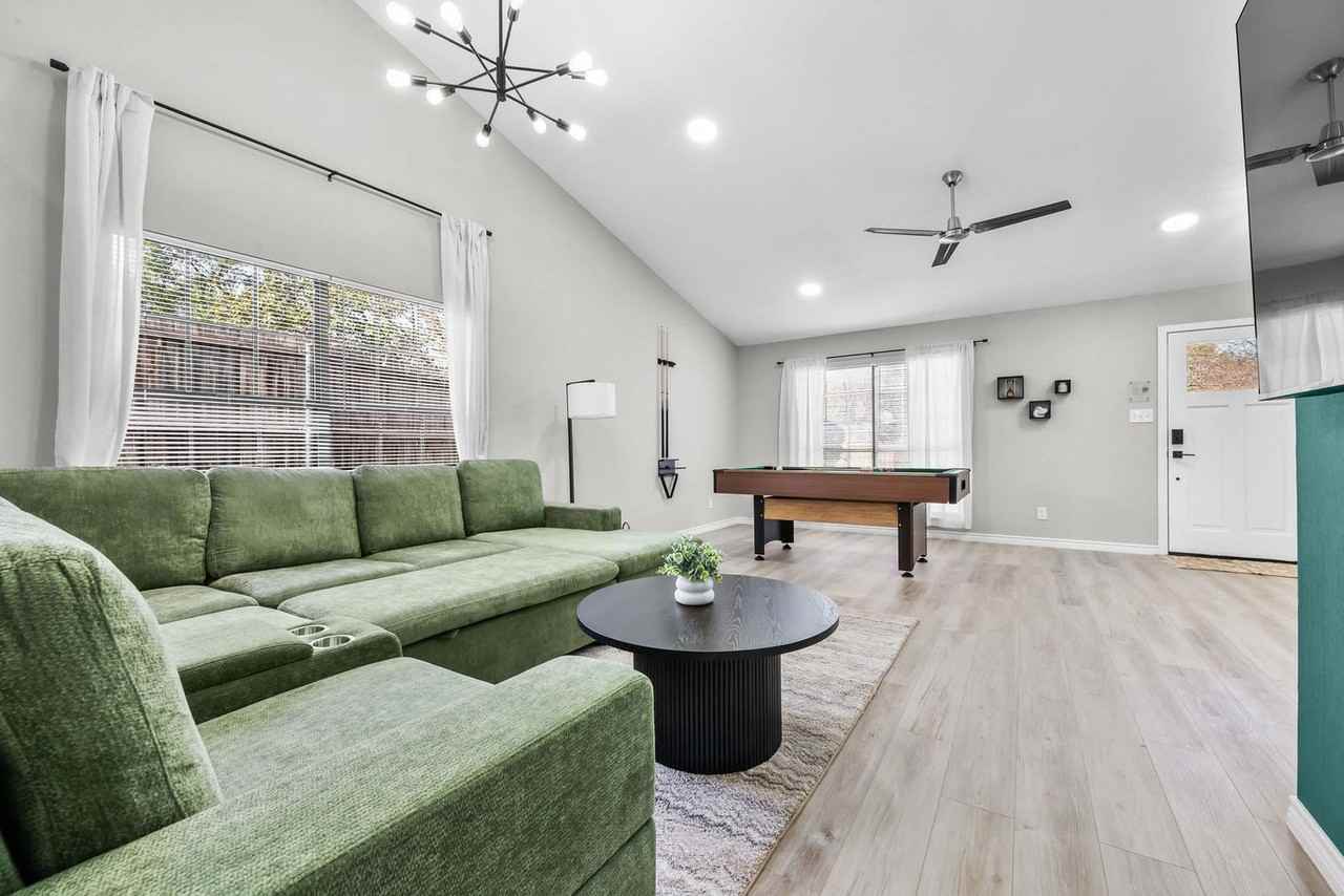 1040 Eagle Dr #1514800P - Photo 2 of 31