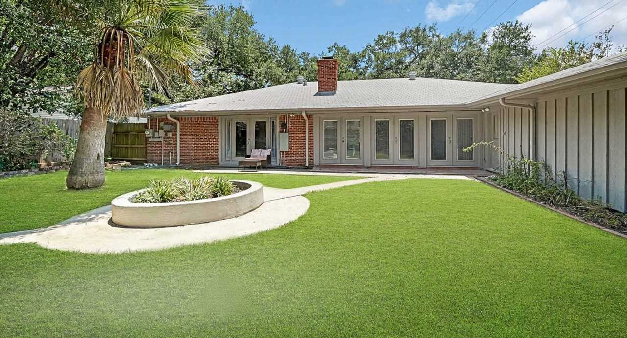 5474 Imogene St #1514823P - Photo 5 of 23