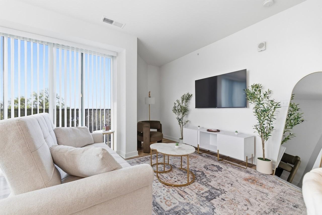 1420 Prospect St #1515750P - Photo 2 of 27