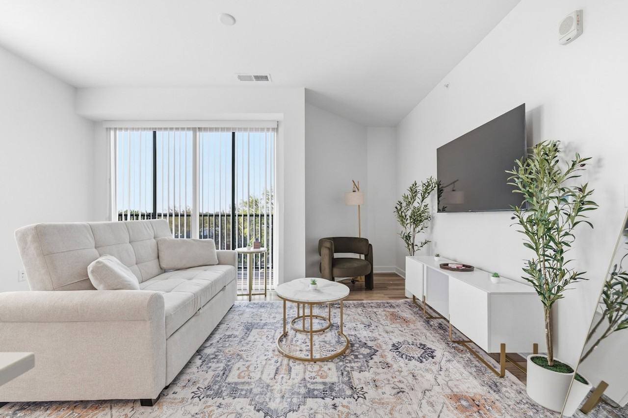 1420 Prospect St #1515750P - Photo 3 of 27