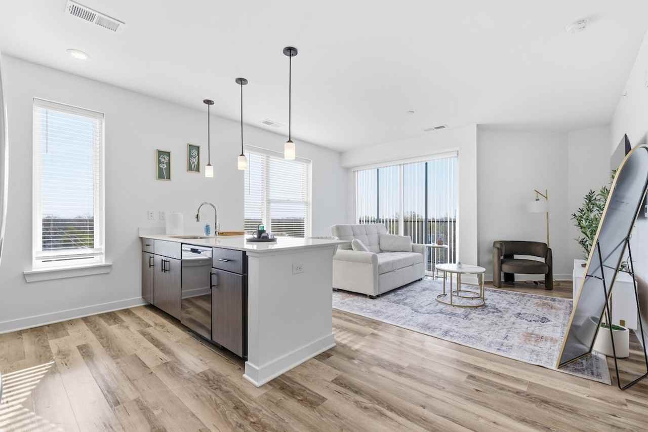 1420 Prospect St #1515750P - Photo 4 of 27