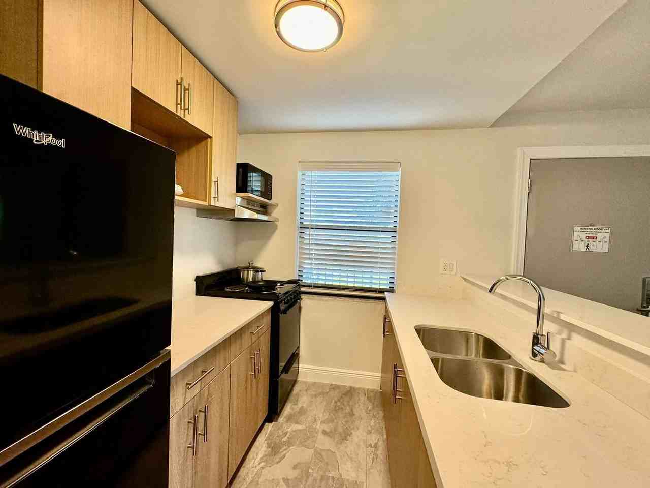 2821 S Federal Hwy #1514260P - Photo 2 of 4