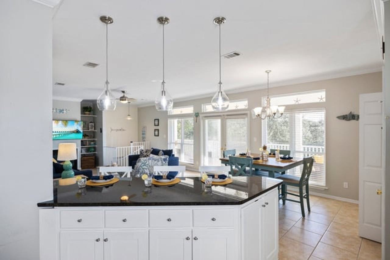 76 Gulf View Dr #1514902P - Photo 5 of 40