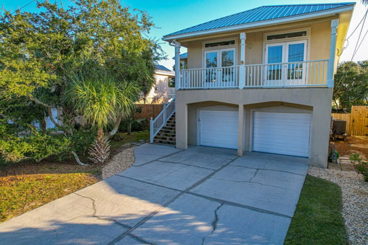 76 Gulf View Dr #1514902P - Photo 7 of 40