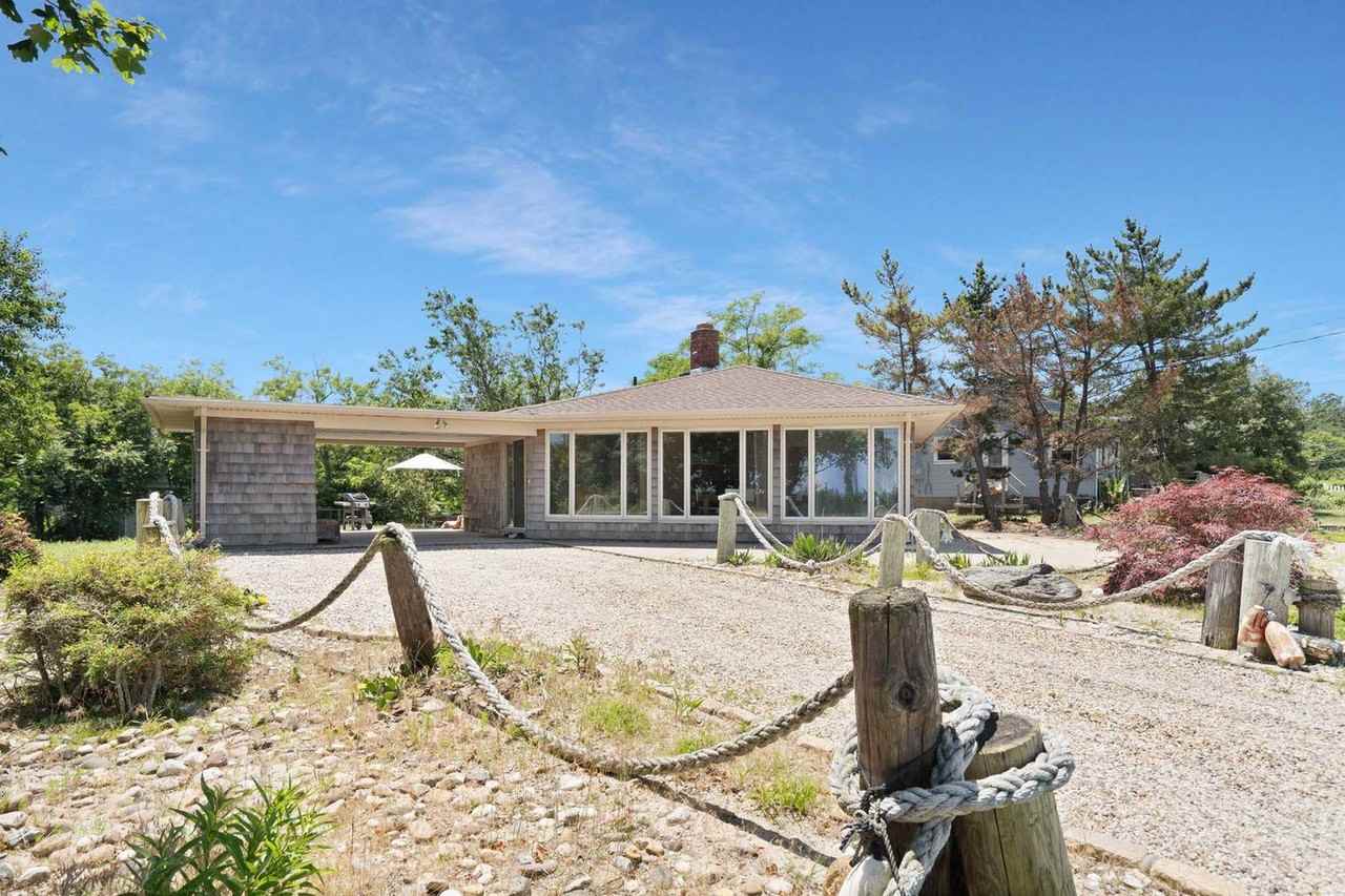 155 Sound Ave #1521494P - Photo 4 of 18