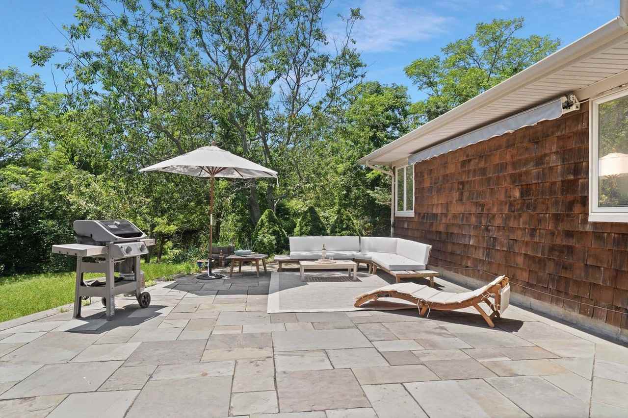 155 Sound Ave #1521494P - Photo 7 of 18