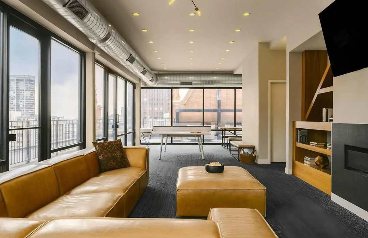 417 South Dearborn Street - Photo 4 of 34