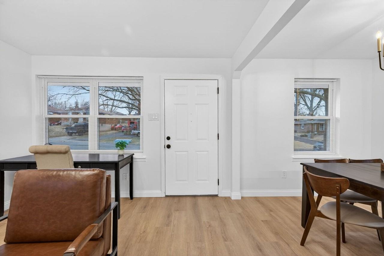 3831 Brown Rd #1472911P - Photo 3 of 38