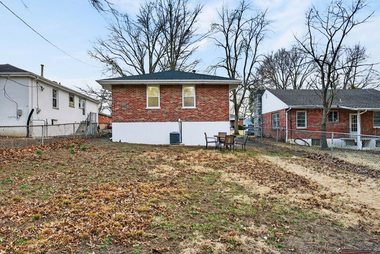 3831 Brown Rd #1472911P - Photo 4 of 38