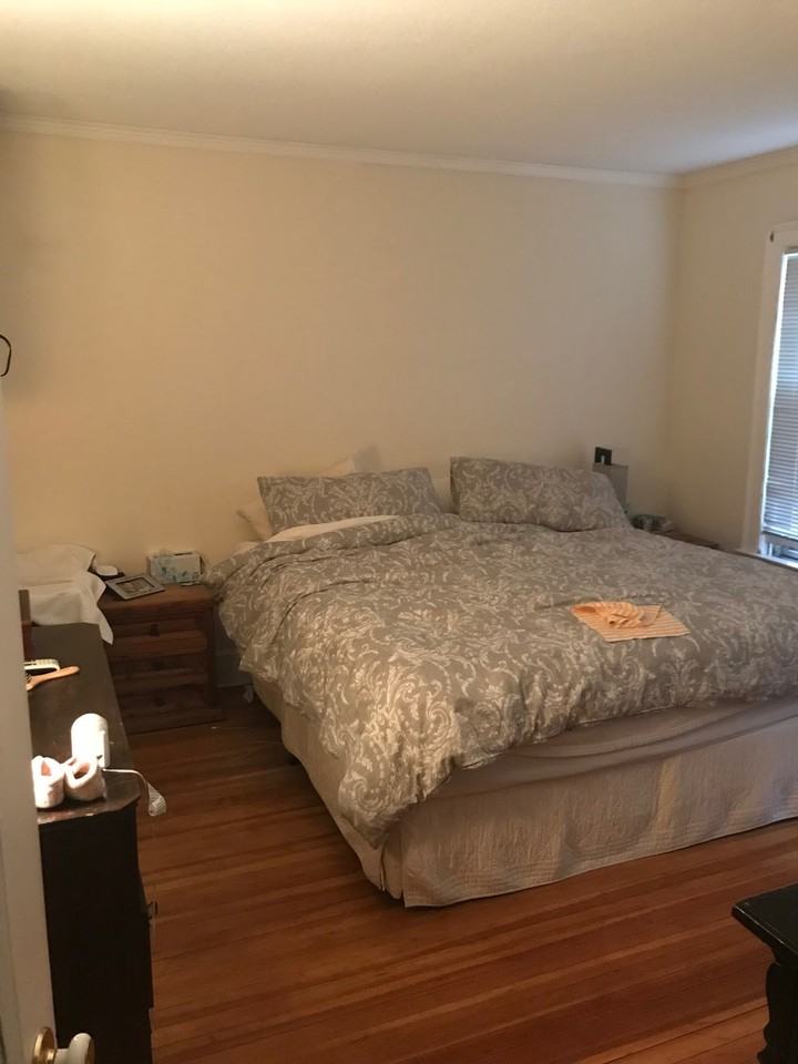 883 Farmington Ave #1 - Photo 5 of 5