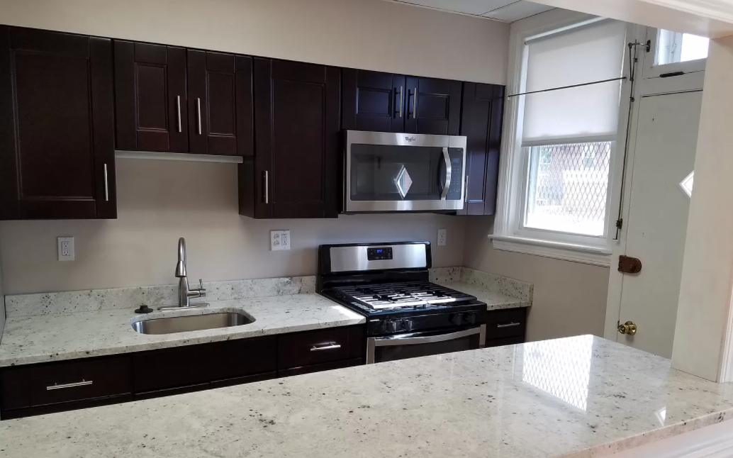 2415 Loyola Southway - Photo 3 of 11