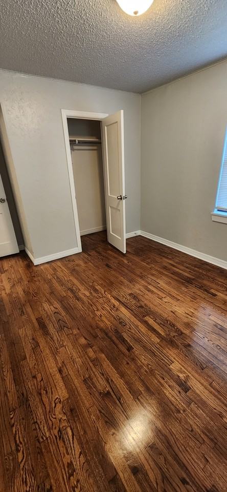 Sw 46th Pl - Photo 5 of 12