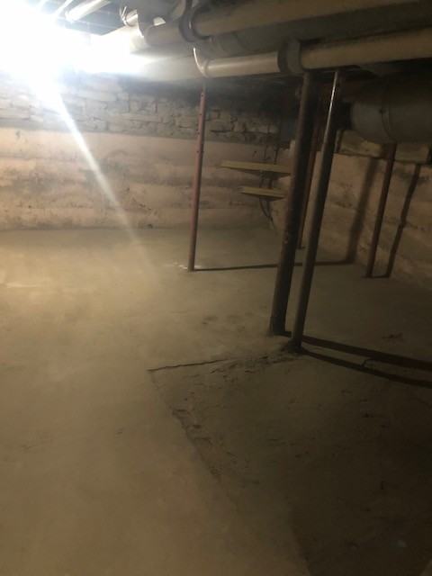 1223 6th St - Photo 4 of 37