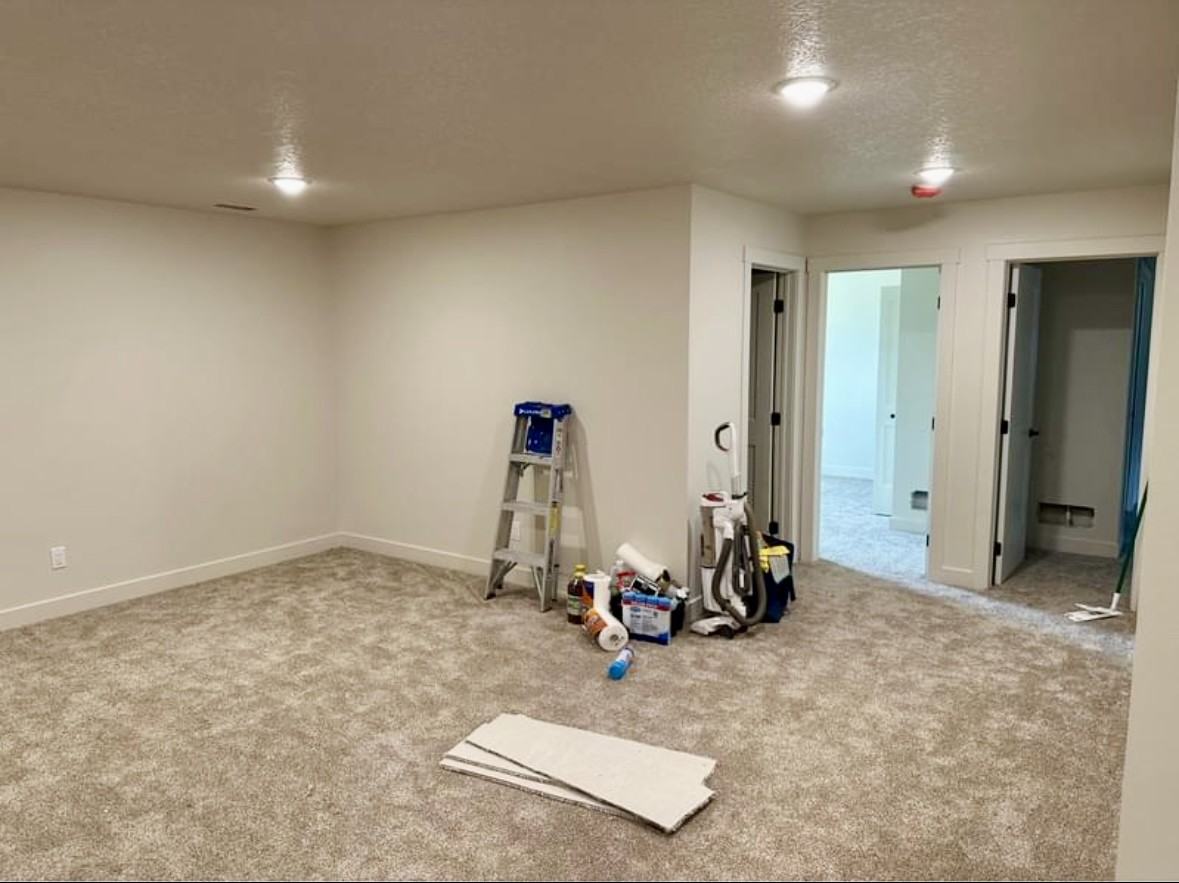 107 W Park Ave - Photo 2 of 11