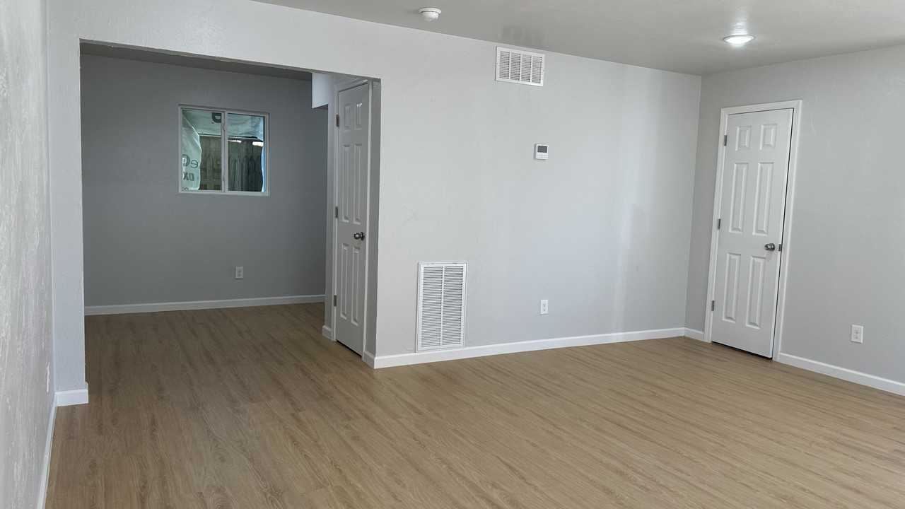 5800 Nw 34th St #B7 - Photo 5 of 16