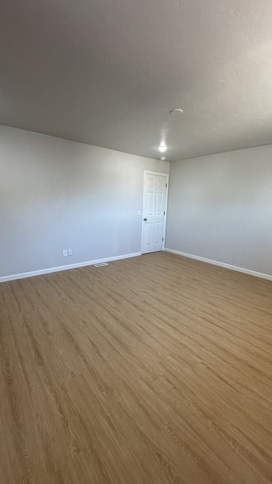 5800 Nw 34th St #B7 - Photo 6 of 16