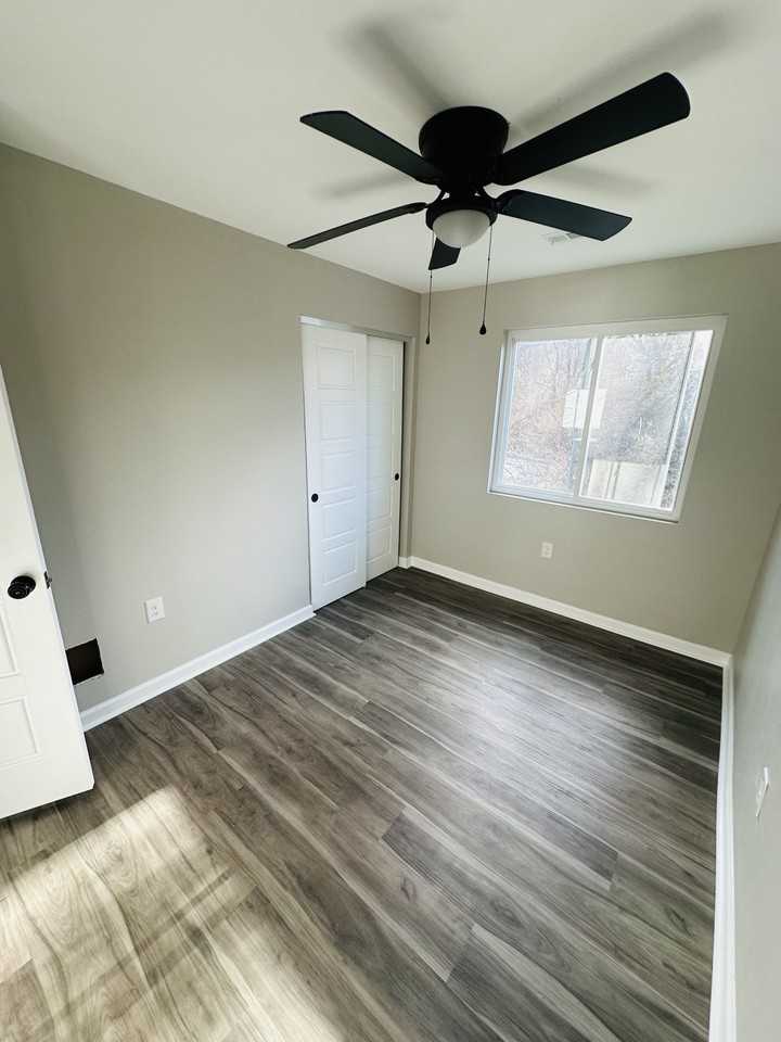 71 Glenwood Ave #2 - Photo 7 of 7