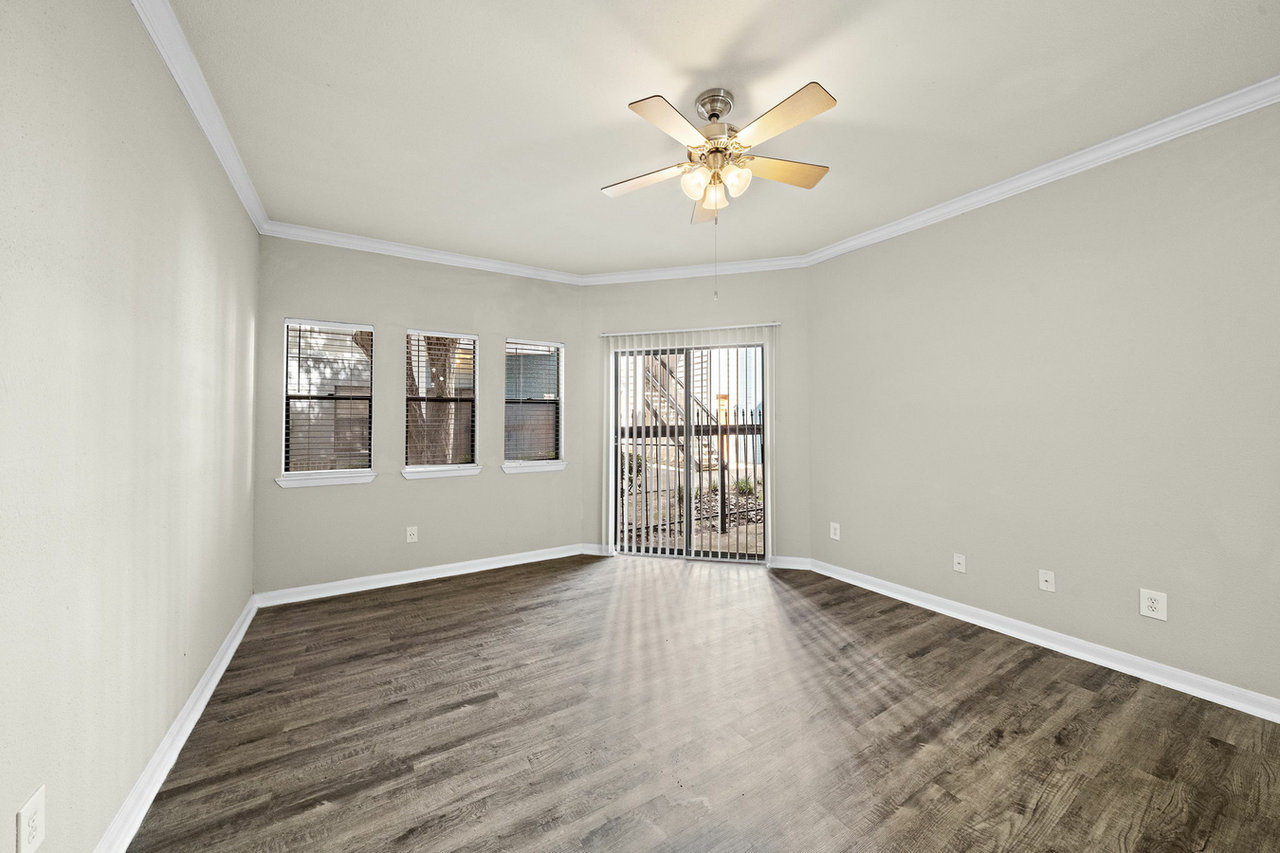 17200 N Gessner Rd #AAW2 - Photo 7 of 12