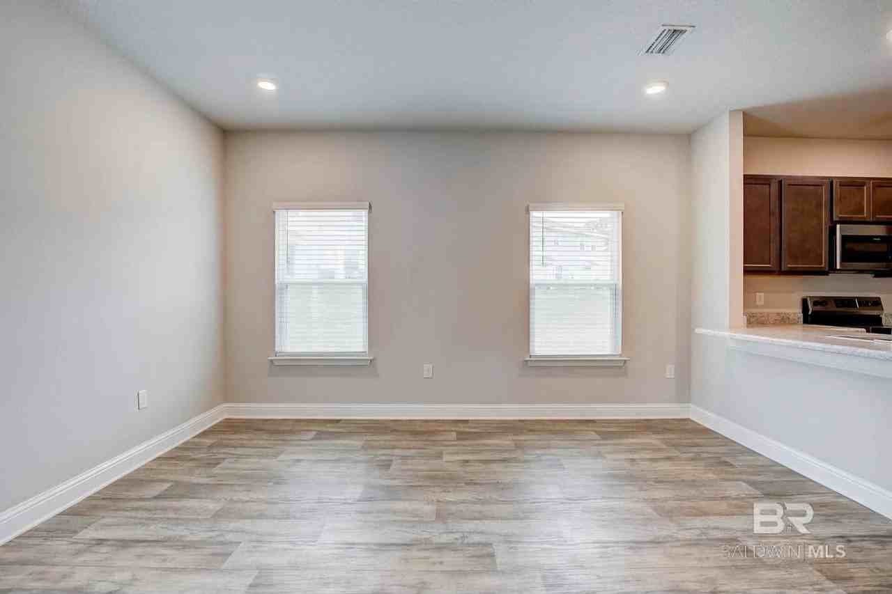 25806 Pollard Rd #60 - Photo 5 of 19