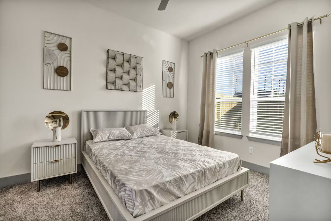 1740 Trammel - Photo 6 of 12