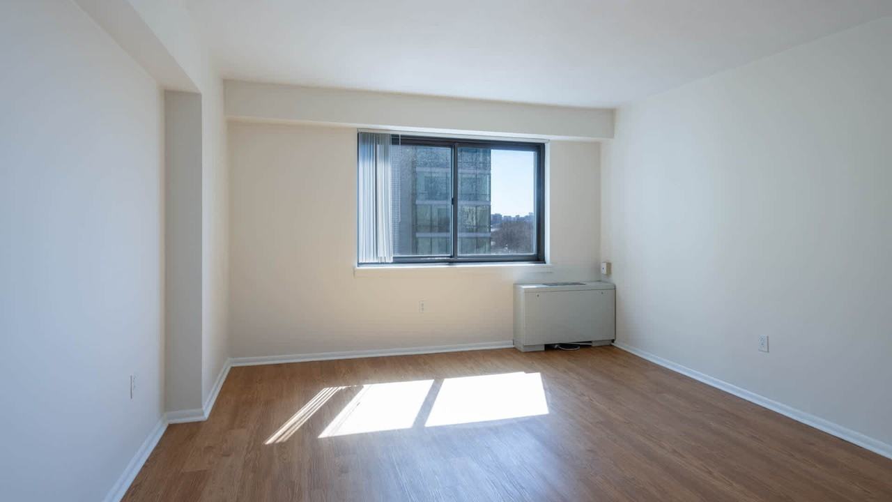 Emerson Place - Photo 4 of 50